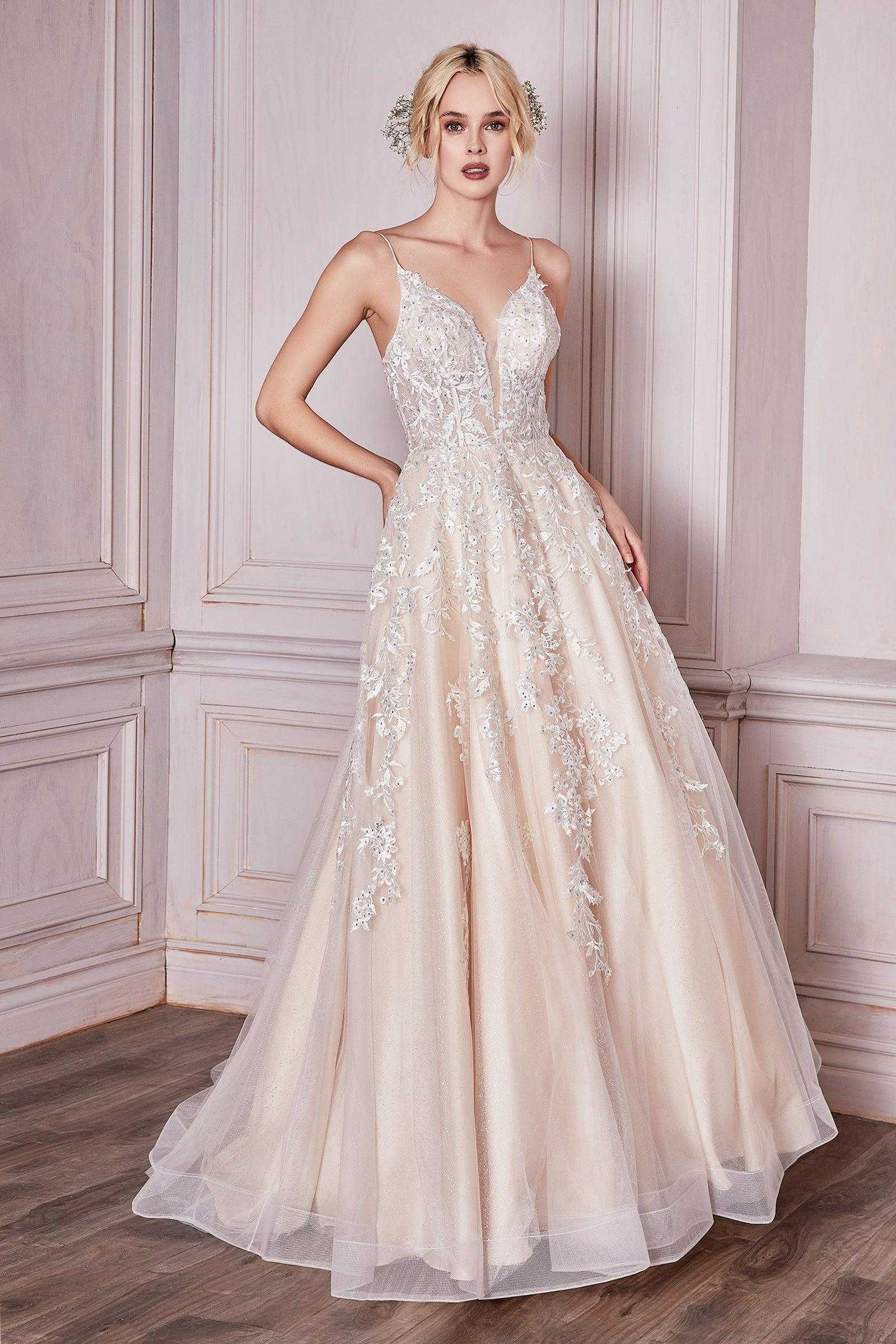 Cendrillon Divine, Cendrillon Divine CM320 robe de mariée en dentelle à bretelles spaghetti