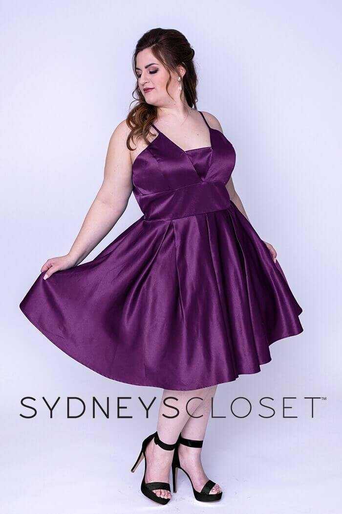 Le placard de Sydney, Robe courte de bal de promo Sydneys Closet Soldes