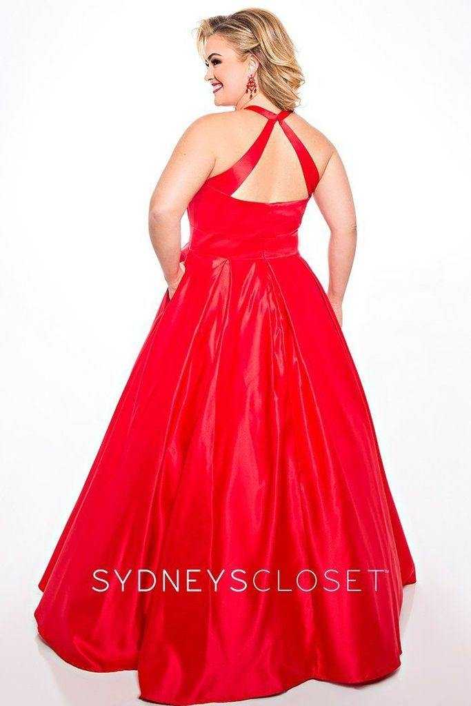 Le placard de Sydney, Robe de bal de promo grande taille Sydneys Closet