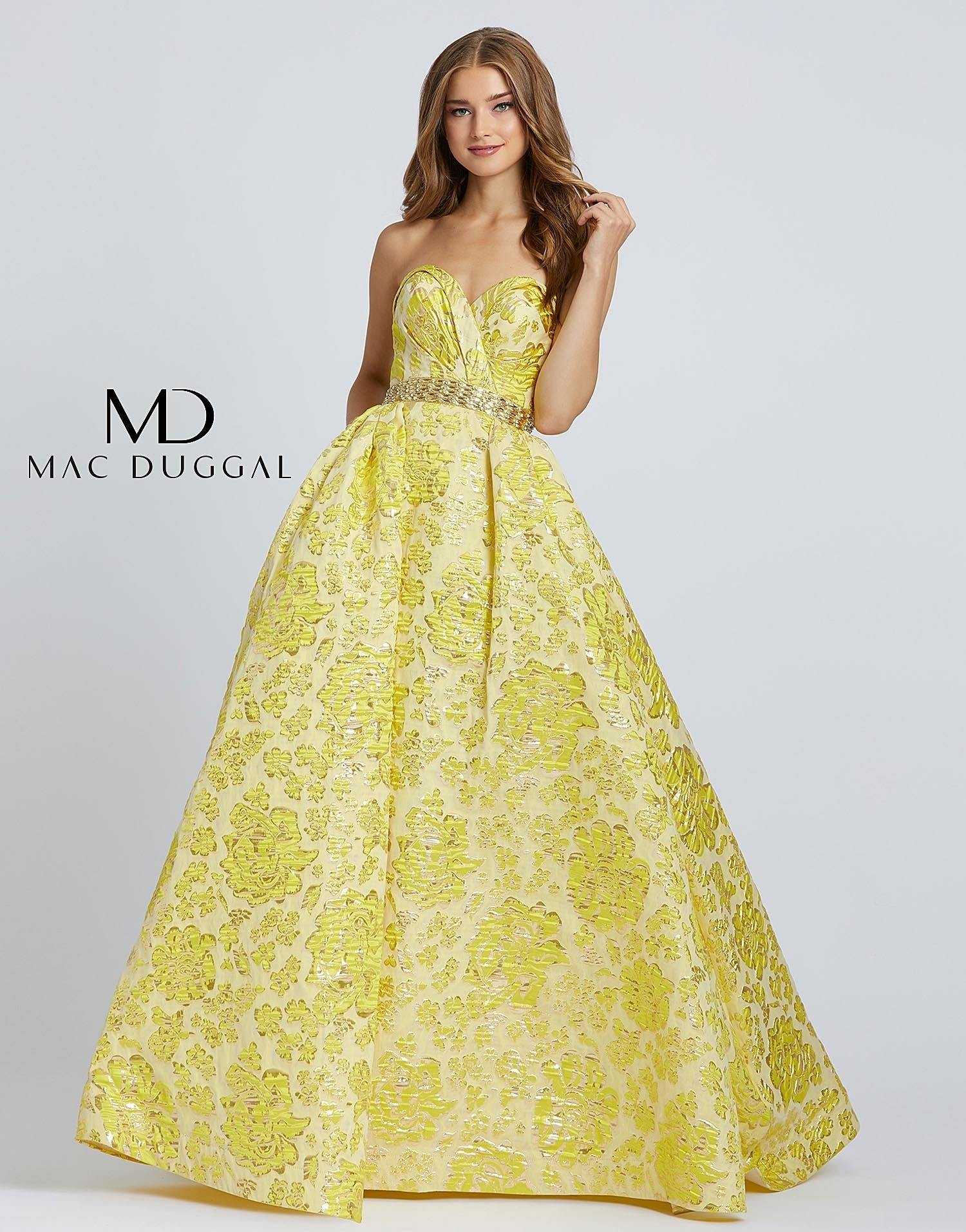 Mac Duggal, Robe de bal longue à fleurs Mac Duggal Promo