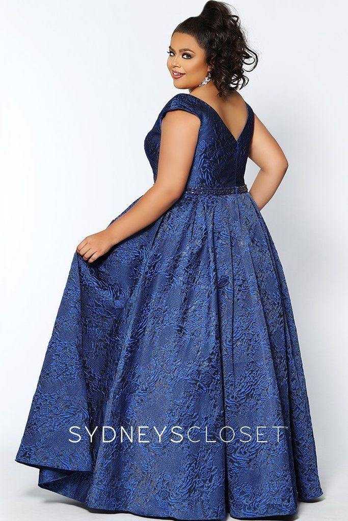 Le placard de Sydney, Robe de bal longue grande taille Sydneys Closet