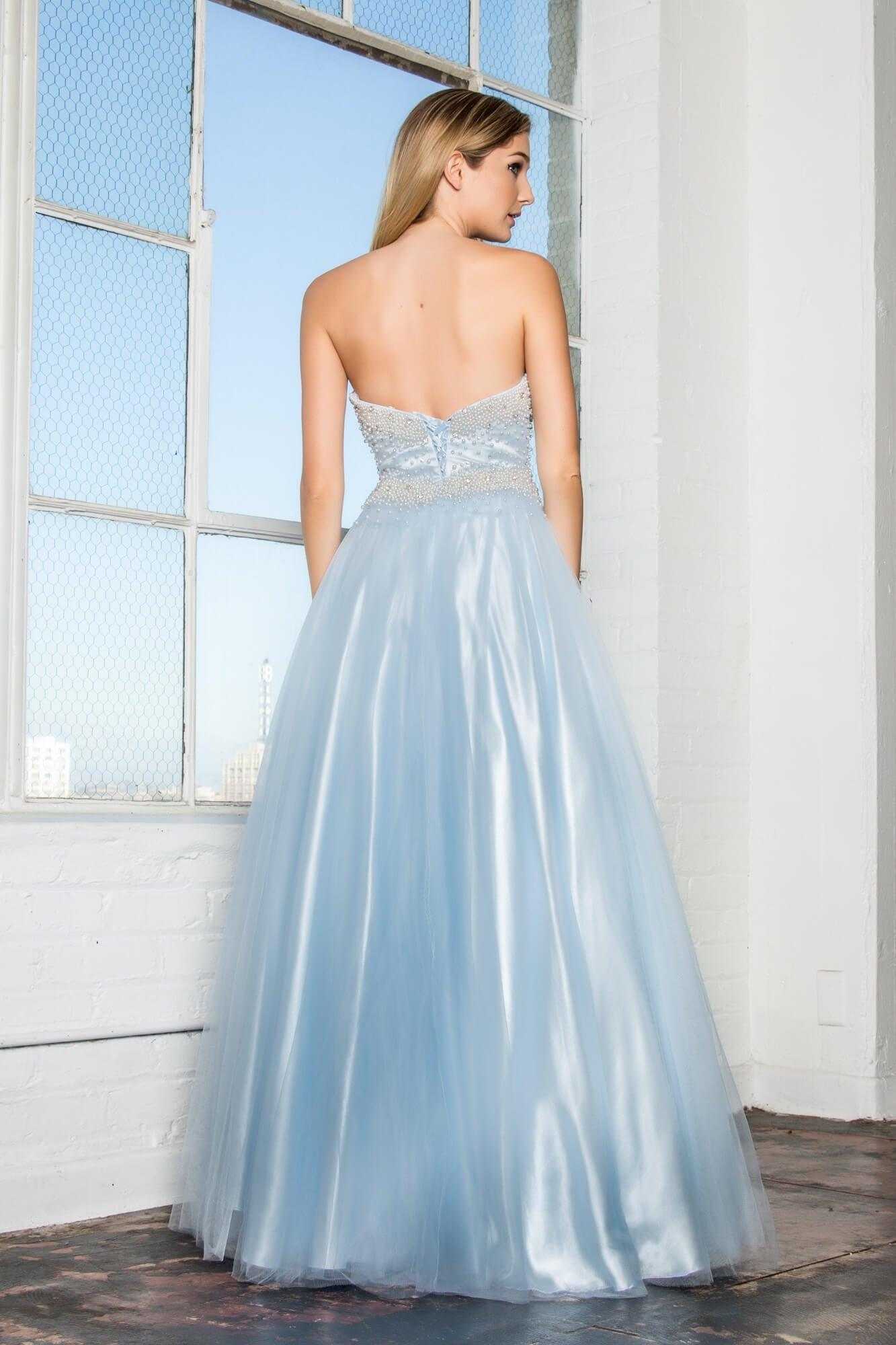 Elizabeth K., Robe de bal longue robe de bal formelle