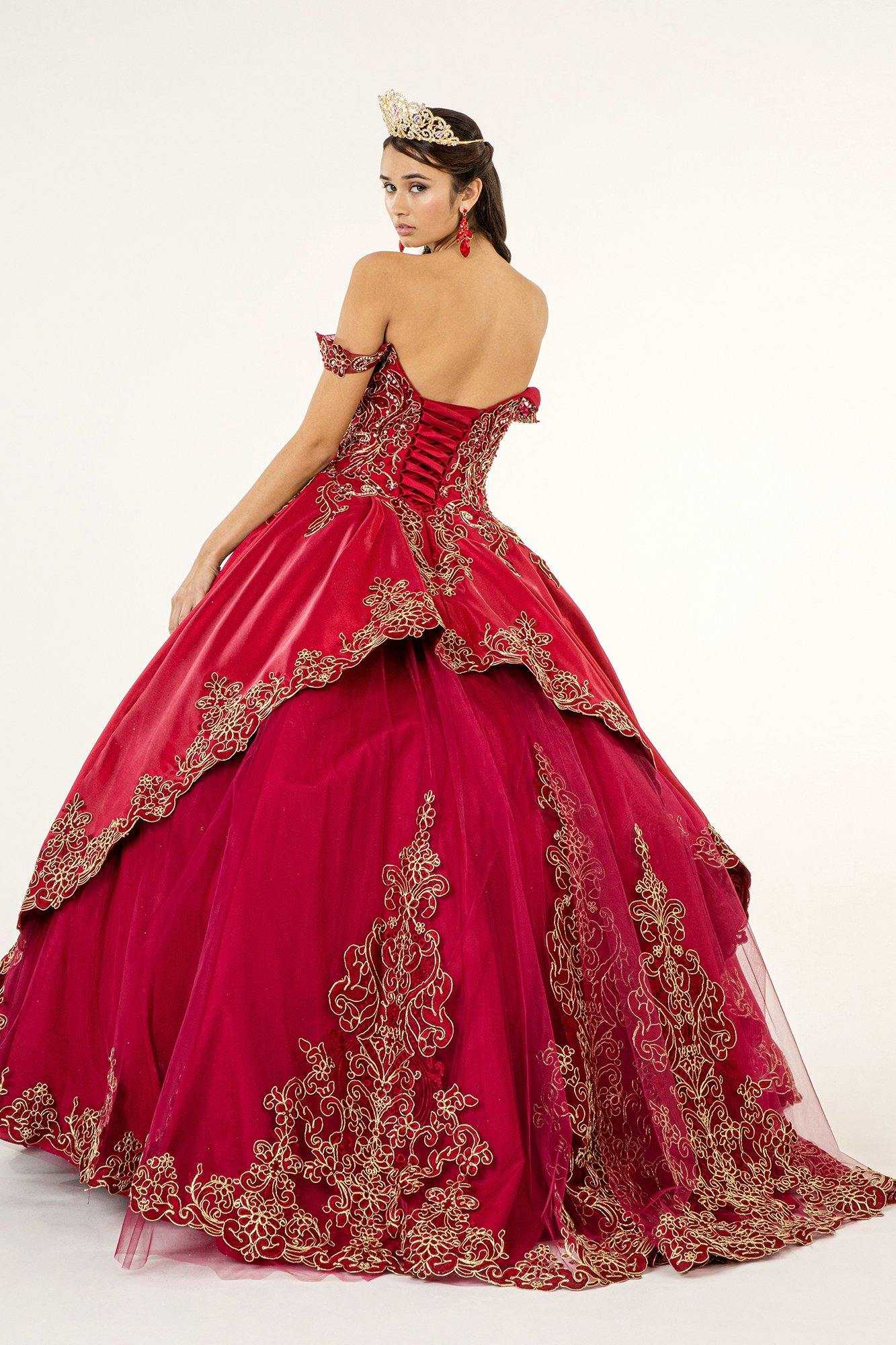 Elizabeth K., Robe de bal longue sans manches Sweet 16 Quinceanera