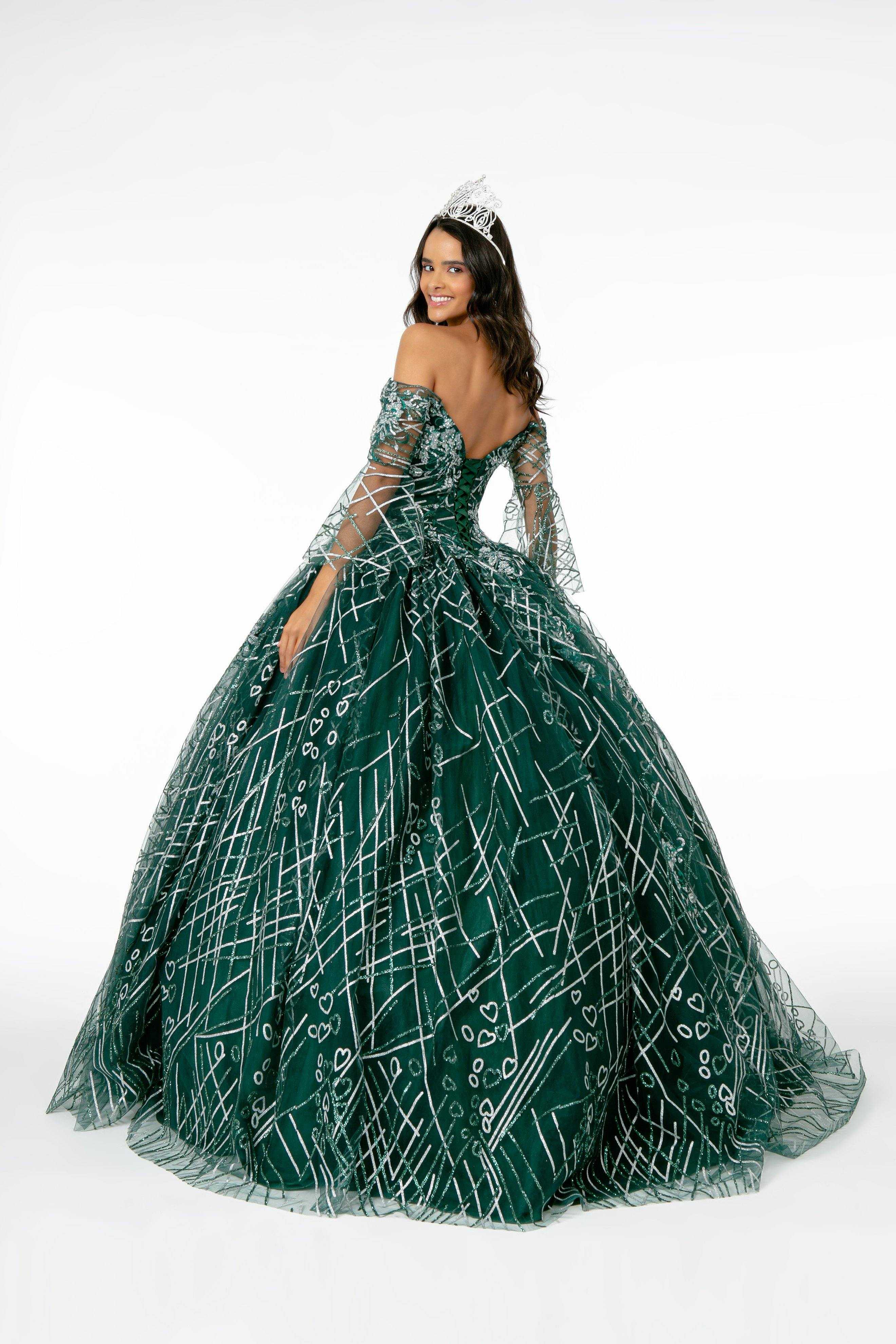 Elizabeth K., Robe longue de Quinceanera en maille pailletée